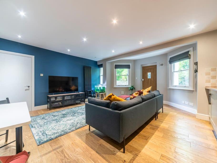 Surbiton Garden Flat Appartement Buitenkant foto